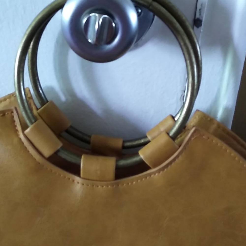 Purse - Picture 2 of 6